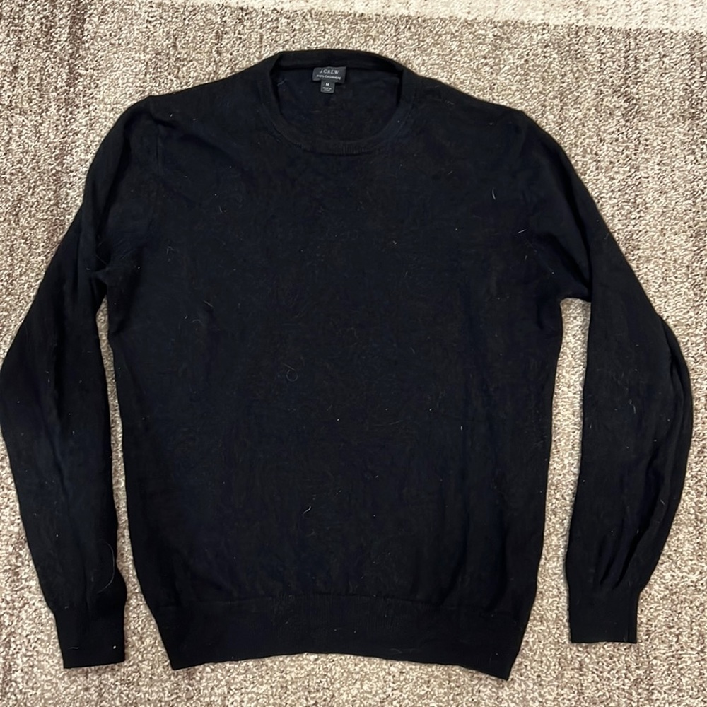 Men’s fitted J. Crew sweater. Size medium. Black.